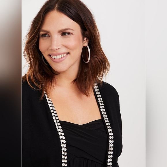 NEW NWT Torrid Plus Size Black Embellished Rhinestone Open Shrug/Sweater Size 2X - Picture 8 of 8